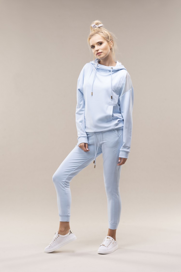 Spodnie dresowe baby blue